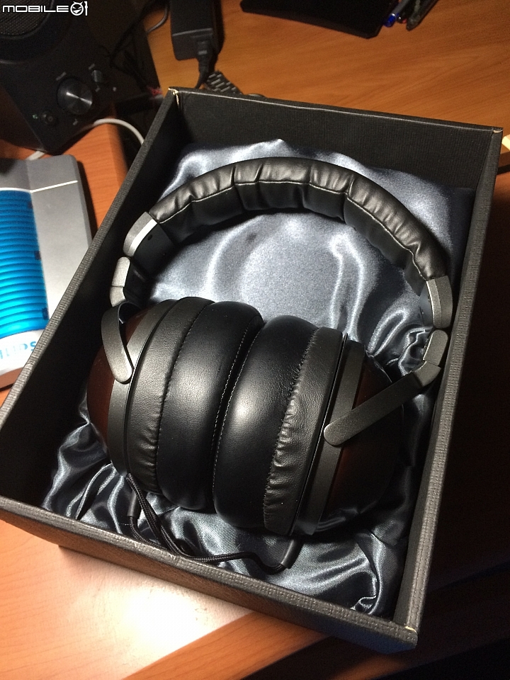 【驚為天人的開箱】旗艦等級的大耳罩  JVC DX700