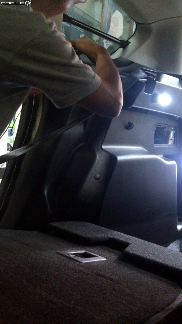 [開箱]2018/05/23-補充圖資-New Kuga Plus1 數位導航版 + WifiDisPlay [售後問題+註冊+圖資+手冊]