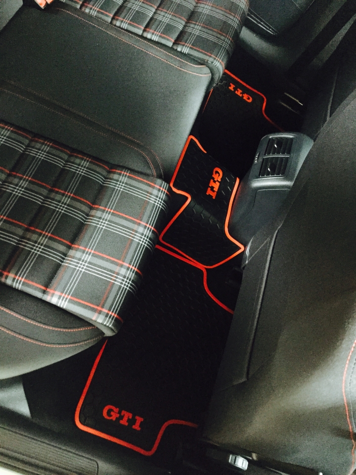 16年式GTI