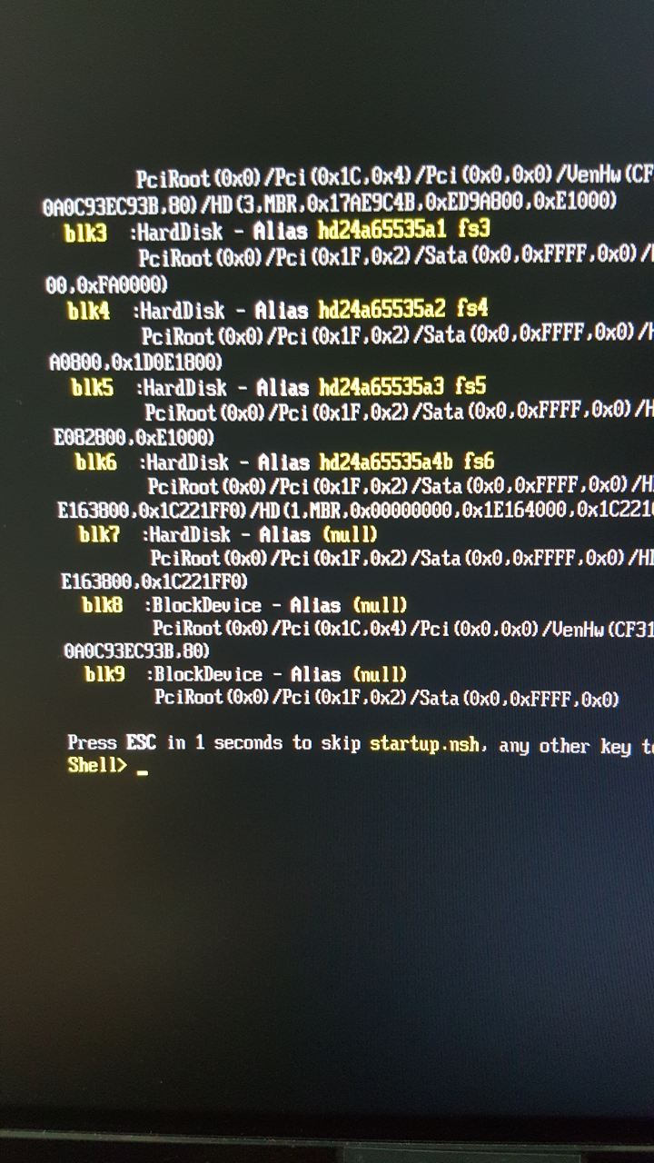 intel nuc i7卡在開機畫面