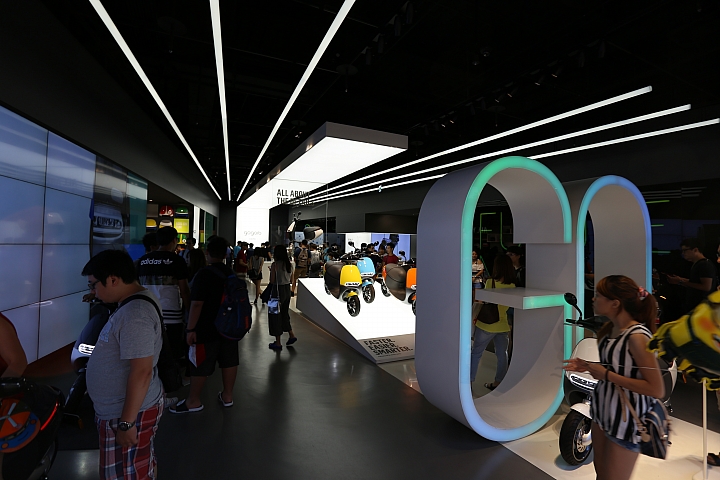 Gogoro 信義威秀體驗店