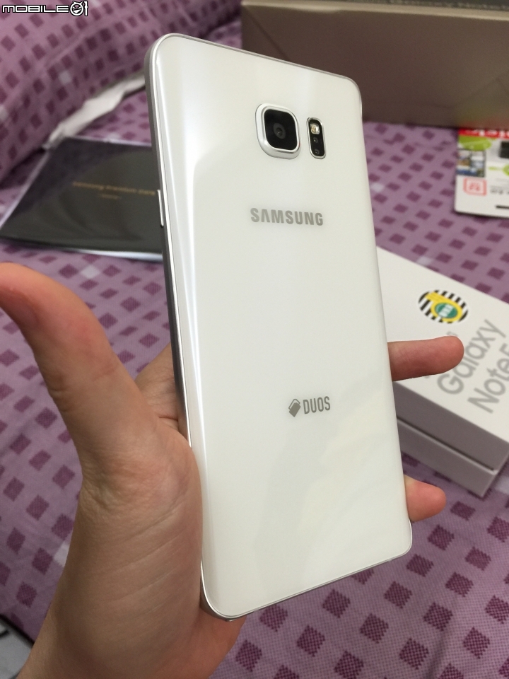 Note5 64g 白色開箱加貼膜