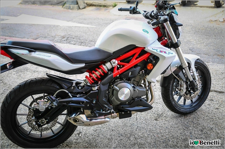 重車選擇!!!!   台崎Z300 VS 倍力尼TNT300