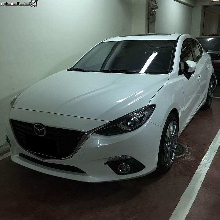 [簡易開箱] New Mazda 3 四門白色頂級款 (4D白)