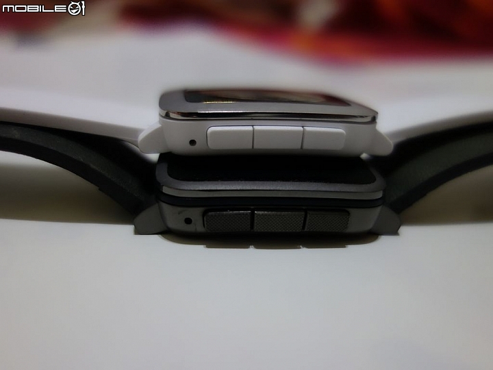 Pebble Time Steel遇見Pebble Time