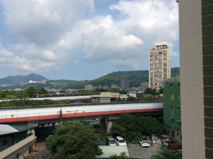 加上設計師拍的照片(輕工業+北歐混搭)