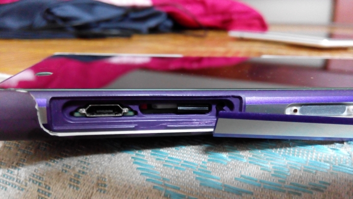 z2的防水蓋一直鬆掉