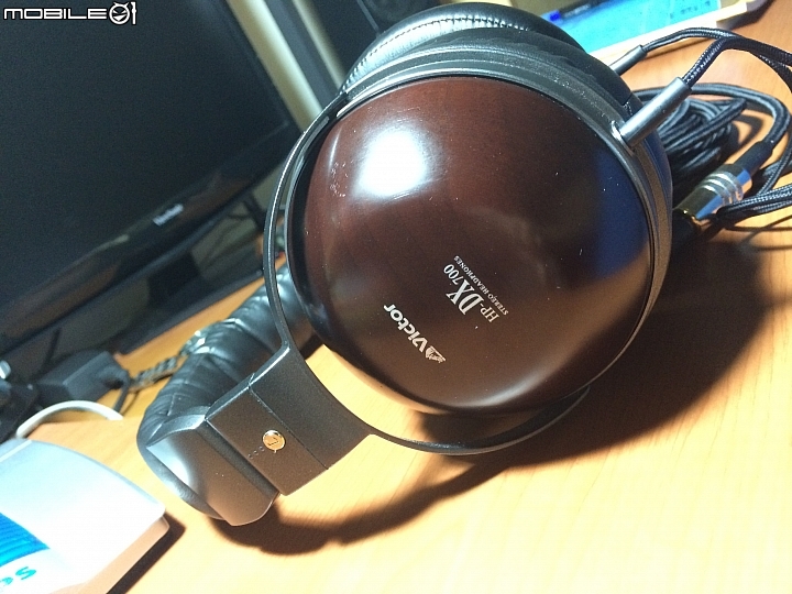 【驚為天人的開箱】旗艦等級的大耳罩  JVC DX700