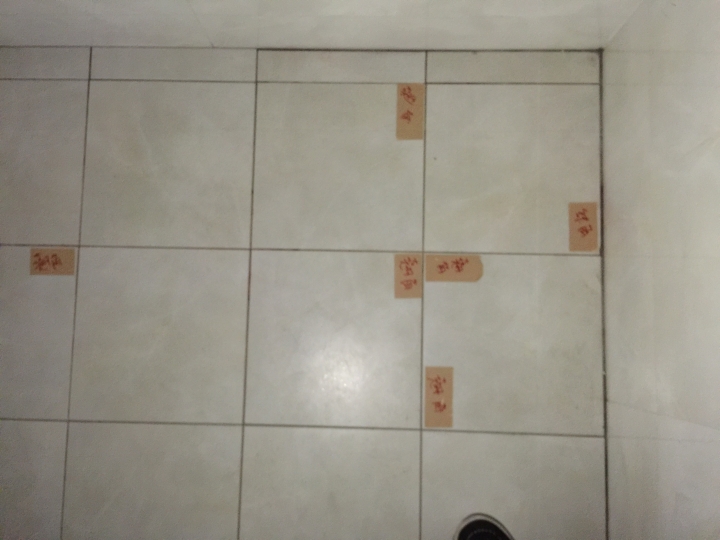 30*30地磚鋪設~這品質???求解!