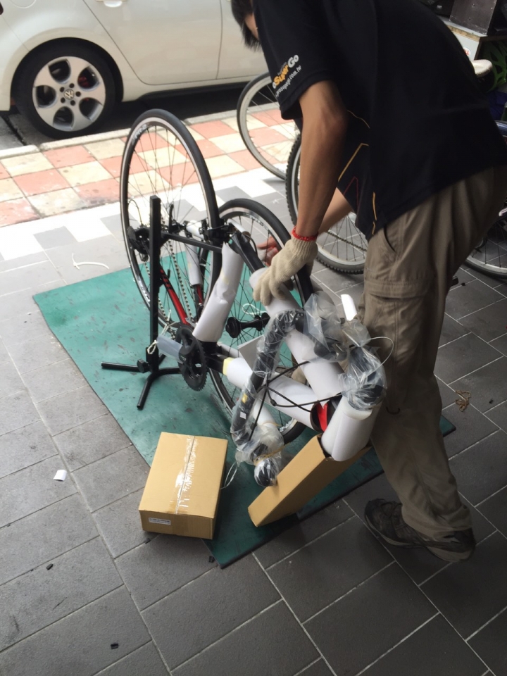 【開箱】人生第一台公路車--2016 TCR SLR2