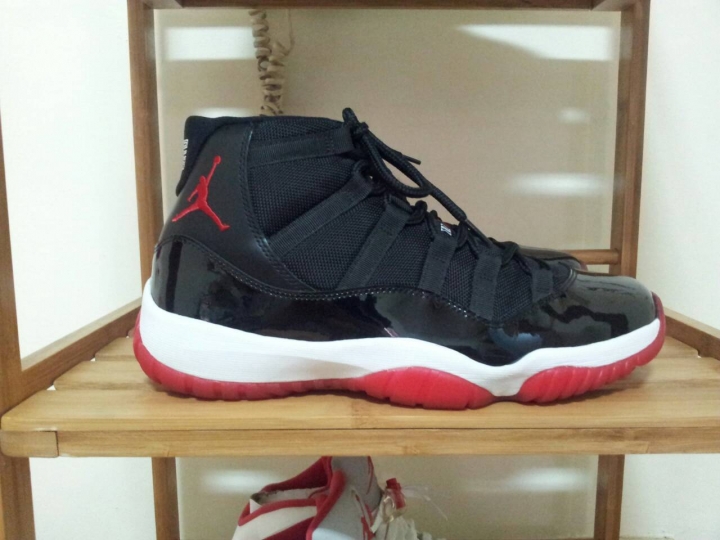 【分享】籃球鞋界的王者，AJ11 Bred 黑紅