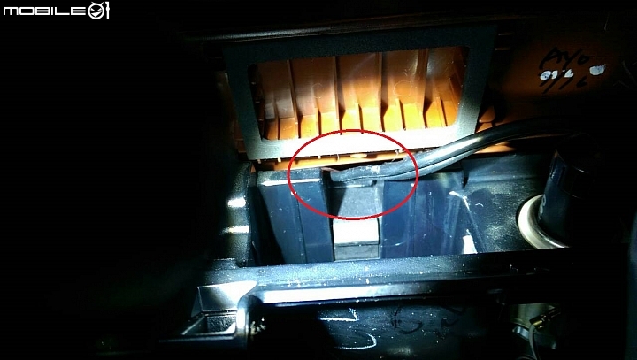 Altis 10.5代 DIY 點菸擴充座藏線方法