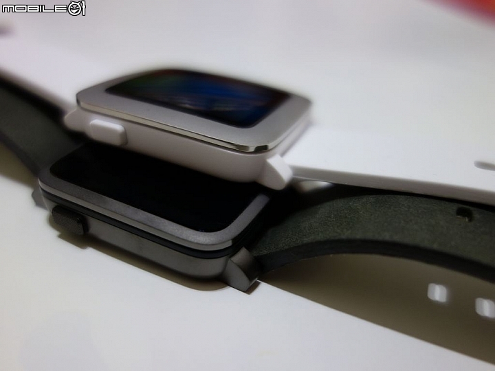 Pebble Time Steel遇見Pebble Time