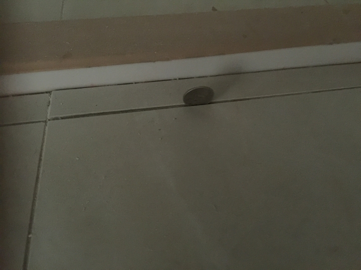 30*30地磚鋪設~這品質???求解!