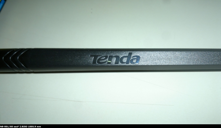 [開箱]魟魚來襲 Tenda FH1208 5天線