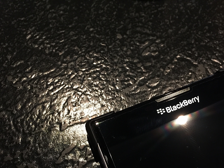 BlackBerry @passport 剛入手，簡單幾張照片