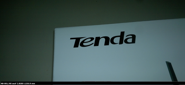 [開箱]魟魚來襲 Tenda FH1208 5天線
