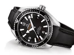 OMEGA vs Breitling