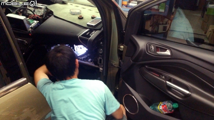 [開箱]2018/05/23-補充圖資-New Kuga Plus1 數位導航版 + WifiDisPlay [售後問題+註冊+圖資+手冊]