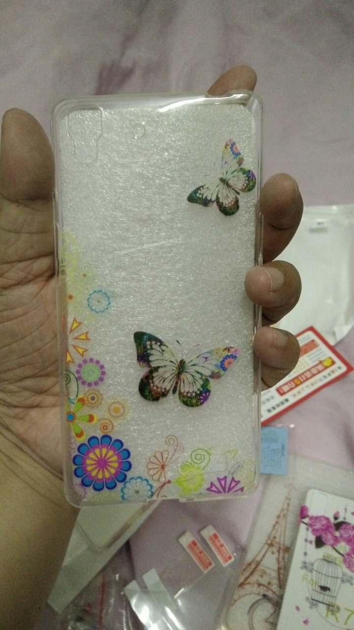 買了oppo R7,那就幫它買衣服穿吧！