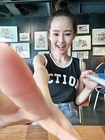 [台日PK] 華碩ZenFone Selfie vs SONY C5 Ultra 誰是自拍美人機