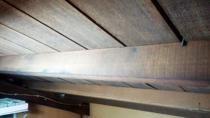 [DIY]老屋屋頂鋪設彩色鋼板