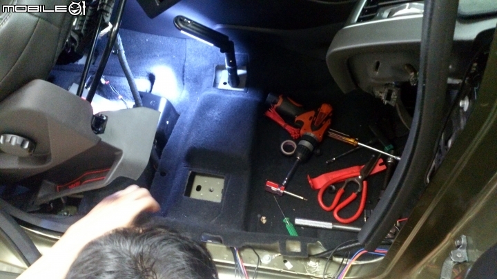 [開箱]2018/05/23-補充圖資-New Kuga Plus1 數位導航版 + WifiDisPlay [售後問題+註冊+圖資+手冊]