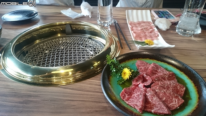 好吃且不便宜的6oz肋眼，及有無推薦的燒肉餐廳呢？
