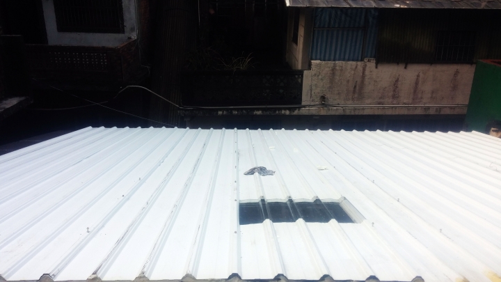 [DIY]老屋屋頂鋪設彩色鋼板