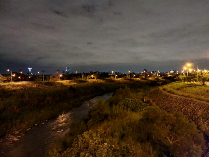 oneX 夜景純分享 傷眼 抱歉