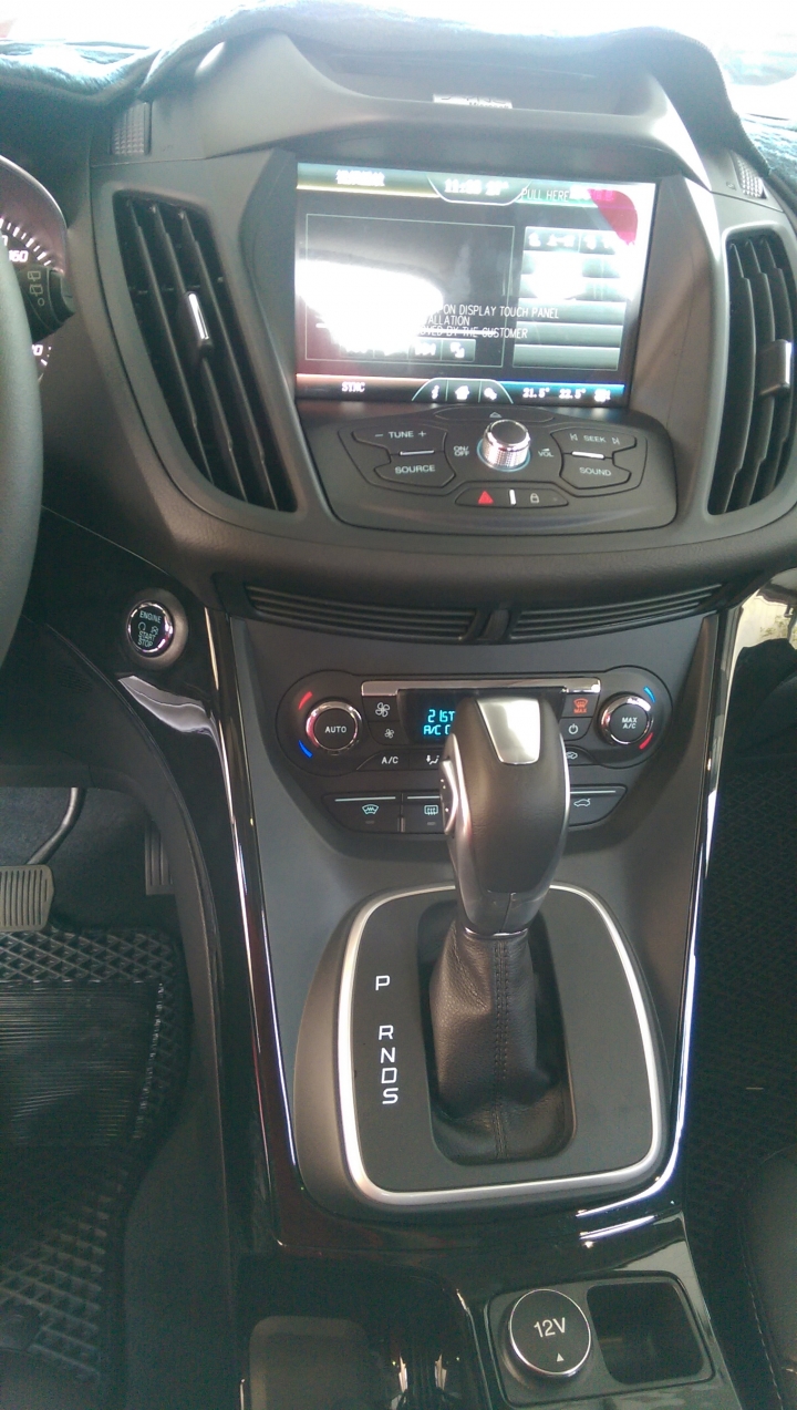 KUGA 2.0 柴油 交車!