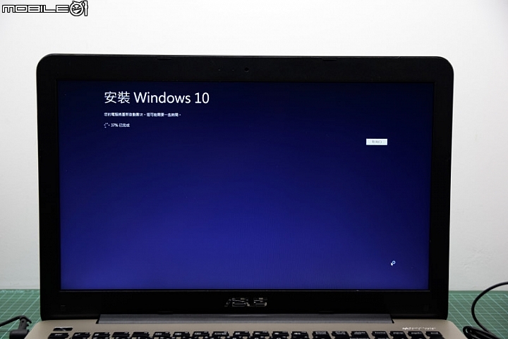 [開箱] Asus K555LB表弟出社會的第一台筆電
