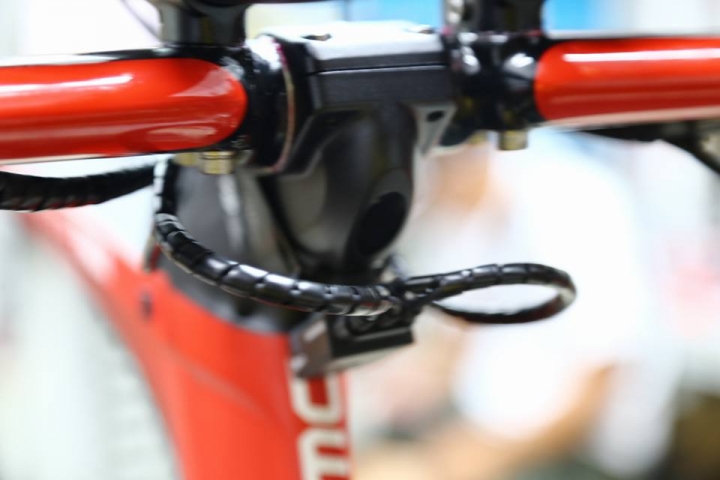 [請益] BMC TM01 電變五孔控制器該藏哪?
