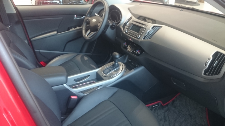 Sportage 展間出現開賣