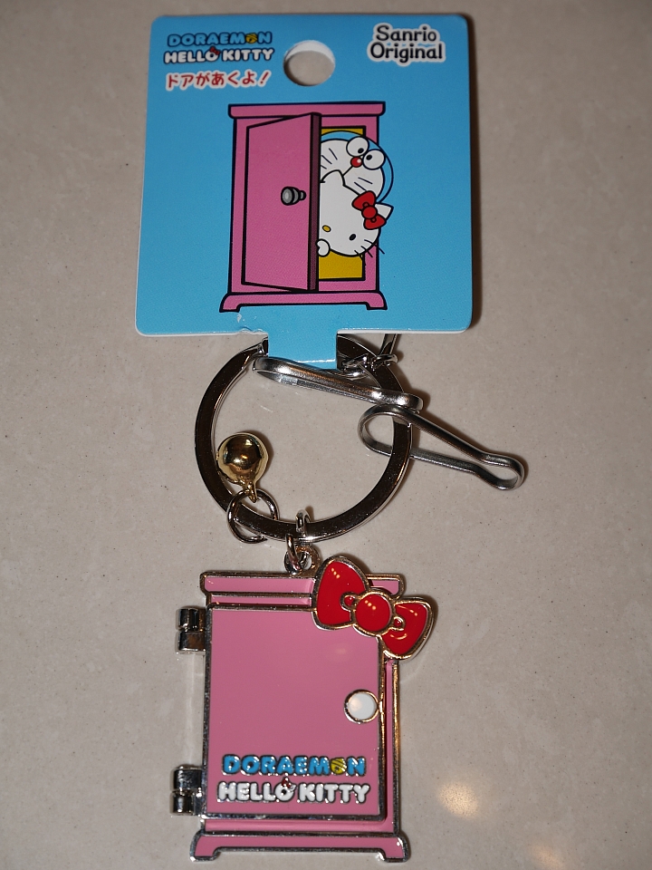 Hello Kitty的男朋友不是 Daniel，怎麼劈腿哆啦A夢
