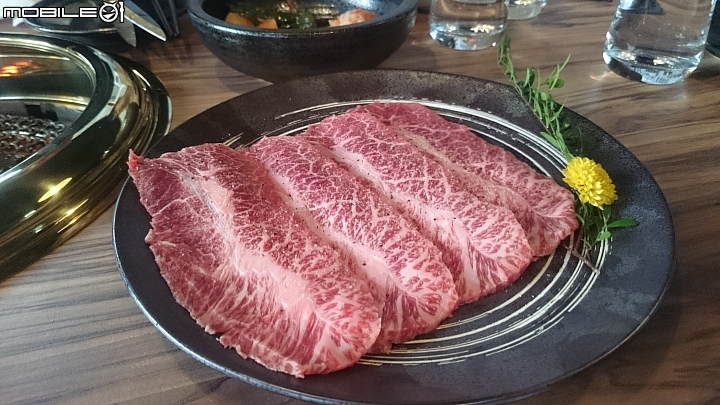 好吃且不便宜的6oz肋眼，及有無推薦的燒肉餐廳呢？