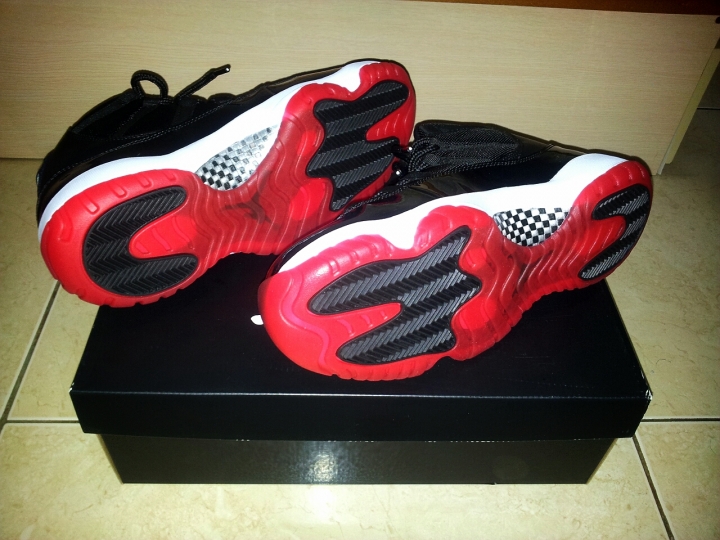 【分享】籃球鞋界的王者，AJ11 Bred 黑紅
