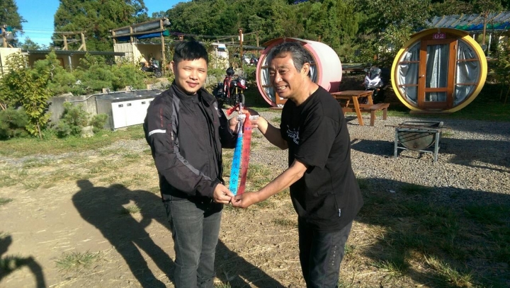跟著賀曾利 隆  鐵男OG桑  征戰台灣