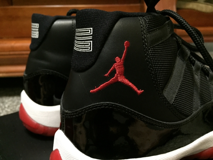 【分享】籃球鞋界的王者，AJ11 Bred 黑紅