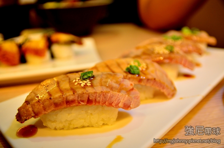 [強尼帶球 食記] 嘉義 東區 順億鮪魚專賣店