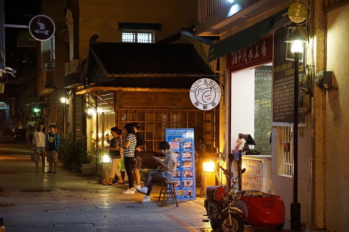 [中西區] 無聊郎 Bored wolf 懷舊冰品冷飲-老師傅人生的最後一台製冰機
