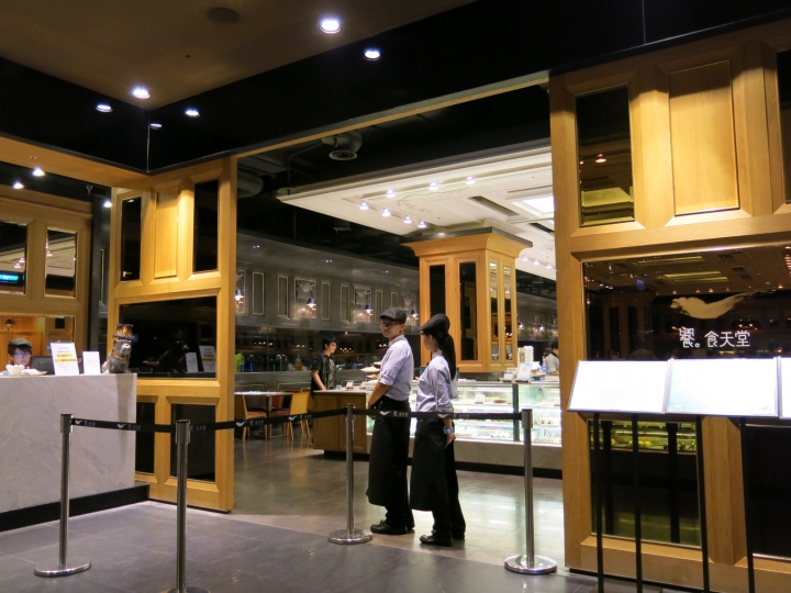 [食記]饗食天堂。精緻Buffet吃到飽、海鮮船CP值破表(信義店)
