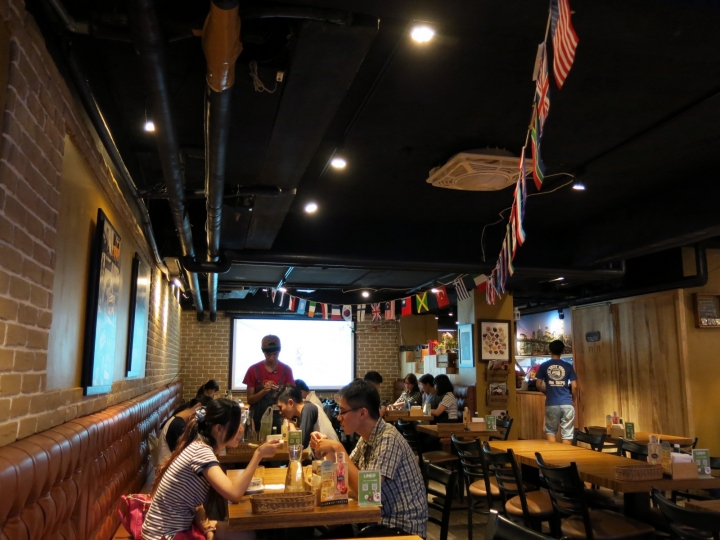 [食記] the Chips美式餐廳 / 光復店。菜色選擇眾多的聚餐好所在! (國父紀念館站)