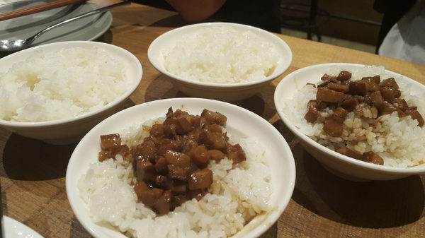 叁和院 台灣風格飲食。中菜西飲，傳統台菜創意變身