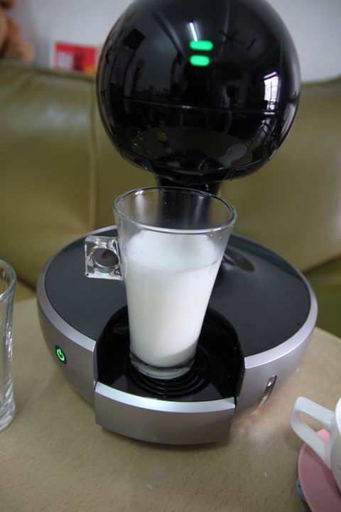 我和NESCAFE Dolce Gusto DROP相遇的故事 [開箱與試用體驗]