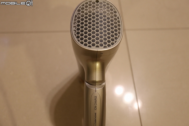 nanoe的吹風機Panasonic-NA-26開箱