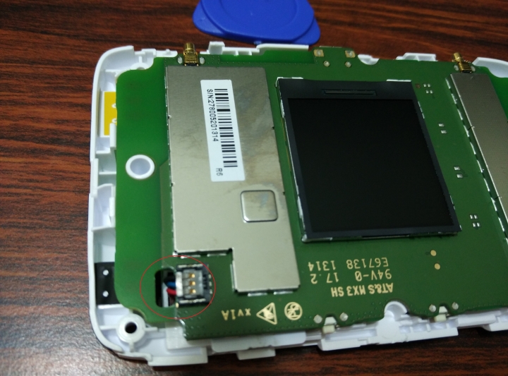 ZTE MF910電池自己動手換