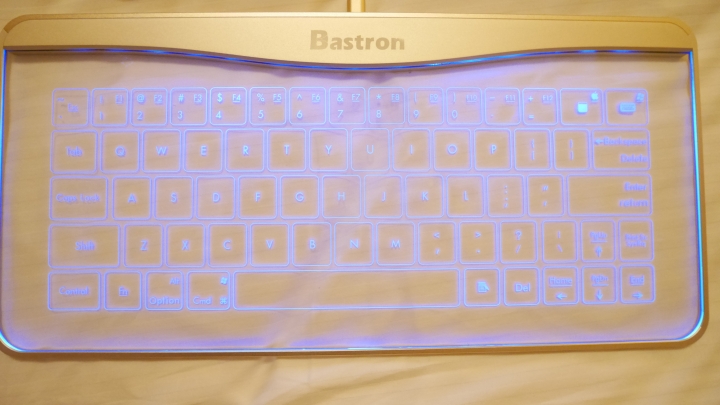 [開箱] 超薄 時尚 透明 Bastron 玻璃鍵盤 開箱