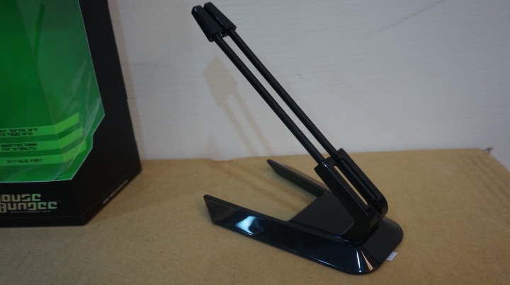 [開箱] RAZER Mouse Bungee 鼠線夾