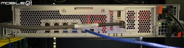 [全臺第一]怪獸級40G效能&自動分層NAS開箱 -QNAP TVS-EC1580MU-SAS-RP 多圖